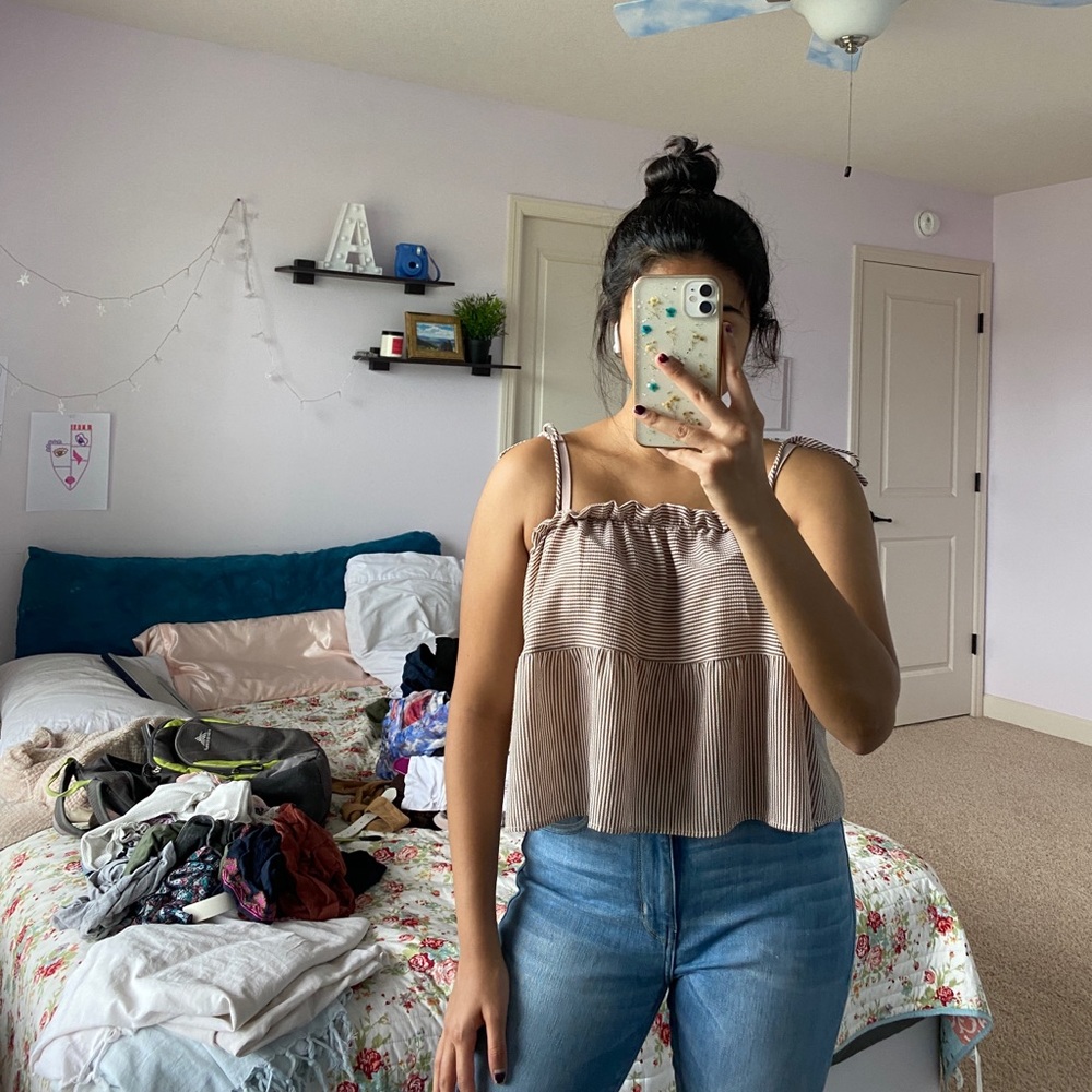 White and tan striped pacsun tank top